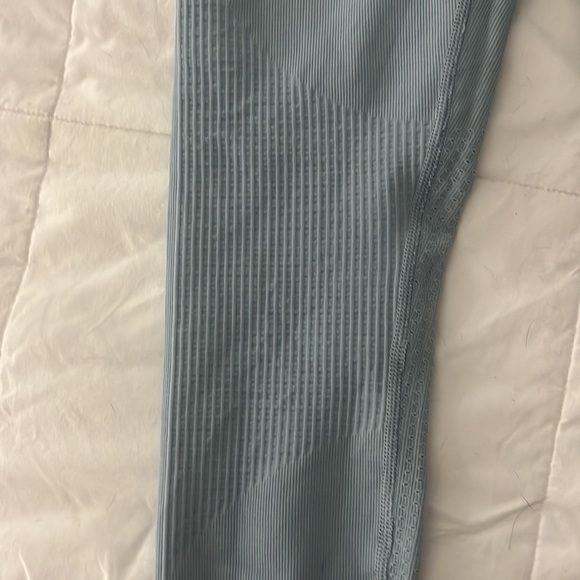 Rush Seamless Outfit - Picture 6 of 7